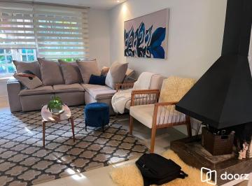 Casa · 95m² · 2 Quartos · 2 Vagas · Bela casa em condominio Zona Sul !
