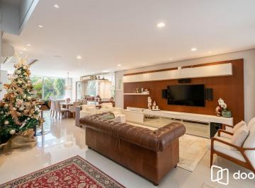 Casa · 168m² · 4 Quartos · 2 Vagas · Casa em Condomínio com 4 quartos e 275m² à venda em Sarandi, Porto Alegre.