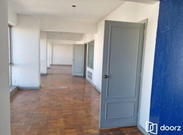 Comercial · 234m² · 2 Quartos · Comercial à venda - na Floresta