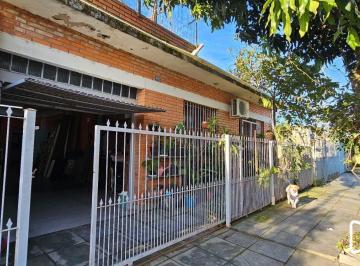 Casa · 100m² · 3 Quartos · 2 Vagas · Casa Restinga 3 dormitórios bairro Restinga