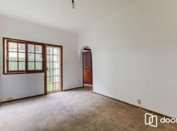 Apartamento · 54m² · 2 Quartos · Apartamento no Partenon térreo de 2 dormitórios e 2 pátios DESOCUPADO
