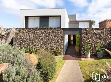 Casa · 541m² · 4 Quartos · 5 Vagas · Casa à venda - em Terraville