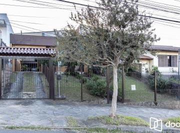 Casa · 380m² · 4 Quartos · 5 Vagas · Casa à venda - na Vila Nova