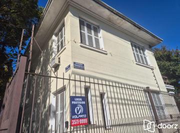 Casa · 260m² · 3 Quartos · 3 Vagas · Casa de esquina