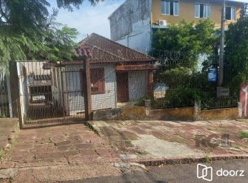 Casa · 327m² · 3 Quartos · 6 Vagas · Casa à venda - em Medianeira
