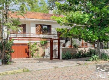 Casa · 344m² · 3 Quartos · 2 Vagas · Casa com 3 Quartos e 2 vagas à venda, 344 m² por R$ 2.800.000,00