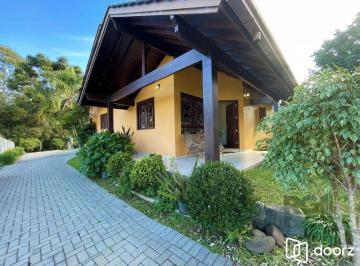 Casa · 200m² · 3 Quartos · 2 Vagas · Casa à venda - em Nova Petrópolis