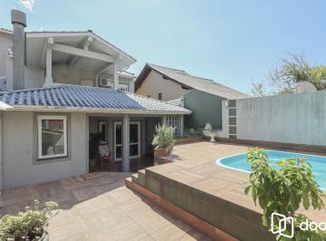 Casa · 400m² · 4 Quartos · 3 Vagas · Residência de luxo ! Impecável.. 04 dormitórios , piscina / estuda dação