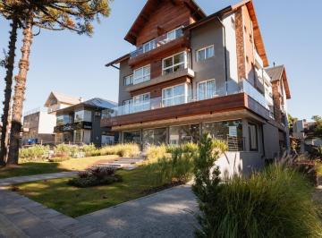 Apartamento · 45m² · 1 Quarto · 1 Vaga · Apartamento 1 dormitório com churrasqueira em Gramado