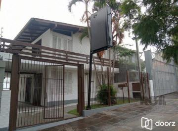 Casa · 208m² · 3 Quartos · 3 Vagas · Sobrado no bairro Higienópolis de 3 dormitórios e 3 vagas