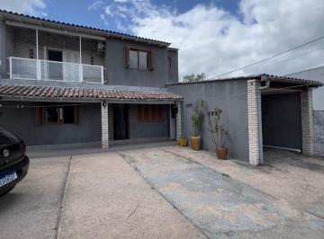 Casa · 50m² · 4 Quartos · 4 Vagas · Ampla casa no Bairro Restinga 4 Dormitórios sendo um suíte