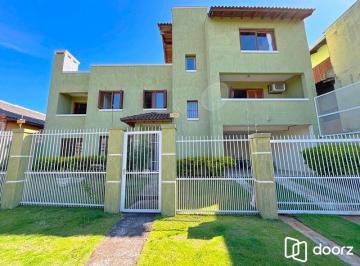 Casa · 264m² · 4 Quartos · 3 Vagas · Sobrado 4 dormitórios à venda Camaquã Porto Alegre/RS