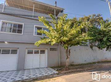 Casa · 232m² · 2 Quartos · 2 Vagas · Casa sobrado no Morro Santana de 2 dormitórios e 2 vagas