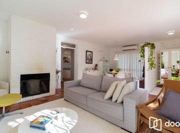 Casa · 132m² · 3 Quartos · 2 Vagas · Casa à venda - em Petrópolis