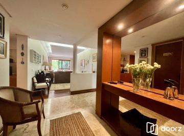 Apartamento · 223m² · 4 Quartos · 2 Vagas · Apartamento com 4 quartos, 223m²,2 vagas, elevador no bairro Jardim do Salso.