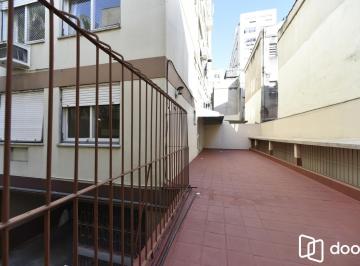 Apartamento · 57m² · 2 Quartos · 1 Vaga · Apartamento com 2 dormitórios e terraço na Cristóvão Colombo!