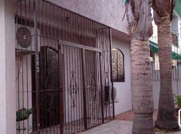 Casa · 76m² · 3 Quartos · 4 Vagas · Casa térrea, 3 dormitórios, 1 suíte, living para 2 ambientes, cozinha, pátio, 2