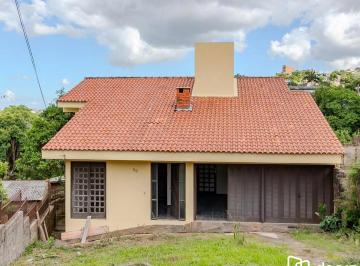 Casa · 242m² · 4 Quartos · 2 Vagas · Casa à Venda na Rua da Gruta – 241,99m² – Próxima ao Hospital Divina Providência