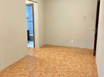 Apartamento · 75m² · 2 Quartos · 1 Vaga · Apartamento térreo com 2 quartos e vaga de garagem no bairro Parque Dos Maias
