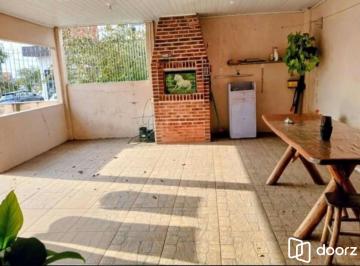 Casa · 260m² · 4 Quartos · 2 Vagas · Casa de 4 Dormitórios e 2 vagas de Garagem em Gravataí.