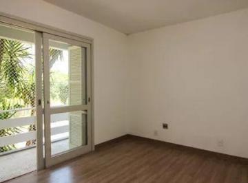 Apartamento · 92m² · 2 Quartos · 2 Vagas · Apartamento com 2 dormitórios, banheiro auxiliar e 2 vagas cobertas.