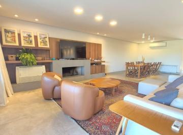 Casa · 380m² · 3 Quartos · 2 Vagas · Casa à venda - em Terraville