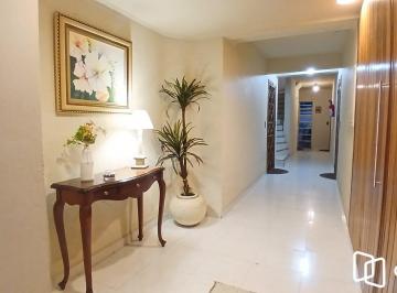 Apartamento · 55m² · 2 Quartos · Apartamento de 02 dormitórios no bairro Jardim Botânico.