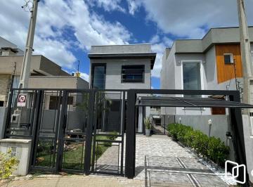 Casa · 110m² · 3 Quartos · 3 Vagas · Sobrado Mobiliado com Piscina em Condomínio de Alto Padrão no Bela Vista