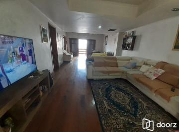 Casa · 247m² · 3 Quartos · 3 Vagas · Casa Residencial Semimobiliada à Venda em Porto Alegre, RS