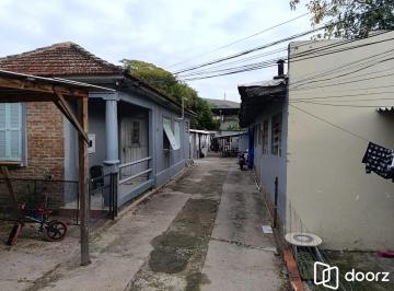Terreno · 660m² · Terreno com 5 casas e 7 Jks/Kitnetes a venda, excelente para investimento, em Po