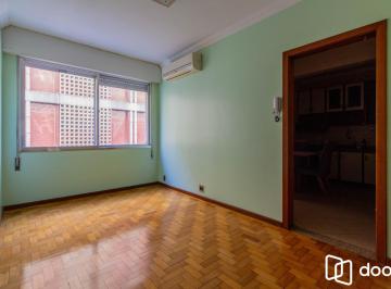 Apartamento · 72m² · 2 Quartos · Apartamento de 2 dormitórios no bairro Centro Histórico - Porto Alegre