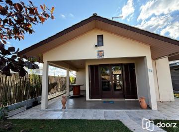 Casa · 117m² · 3 Quartos · 1 Vaga · Casa 3 dormitórios 80 metros do mar - Praia Estrela do Mar - Torres RS