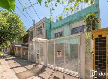 Casa · 257m² · 3 Quartos · 3 Vagas · Casa 3 quartos, 2 suítes, 3 vagas no Rio Branco