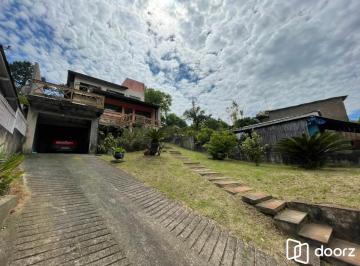 Casa · 122m² · 2 Quartos · 3 Vagas · Casa à venda em Belém Novo – Vista deslumbrante para o Guaíba!