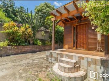 Casa · 114m² · 4 Quartos · 2 Vagas · Casa 4 Dormitórios Bairro Gloria.