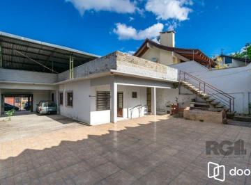 Casa · 351m² · 2 Quartos · 2 Vagas · Casa no Sarandi de 2 dormitórios e 2 vagas DESOCUPADA