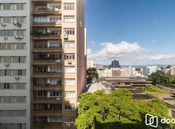 Apartamento · 84m² · 2 Quartos · 1 Vaga · Cobertura com 2 quartos e 84m² à venda em Centro Histórico, Porto Alegre.