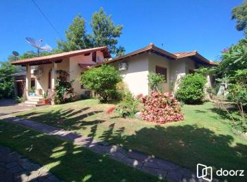 Casa · 202m² · 3 Quartos · 3 Vagas · Casa térrea, nova, 3 quartos, 1 suite - Bairro Belém Velho