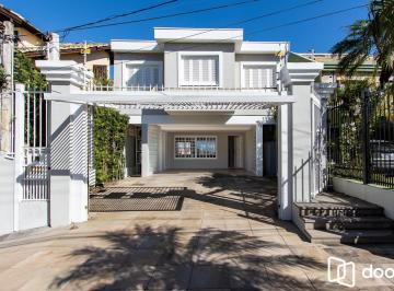 Casa · 221m² · 4 Quartos · 4 Vagas · Casa com 4 dormitórios no Espírito santo