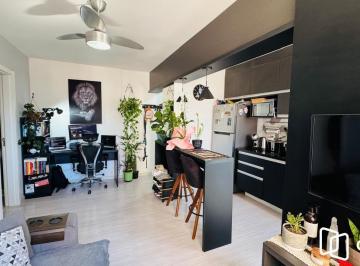 Apartamento · 42m² · 1 Quarto · 1 Vaga · Apartamento 1 Dormitório Semimobiliado no Bairro Partenon