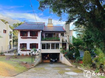 Casa · 800m² · 6 Quartos · 6 Vagas · Casa à venda - em Cavalhada