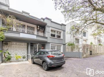 Comercial · 912m² · 8 Quartos · 4 Vagas · Prédio Comercial no bairro Rio Branco com 912m²