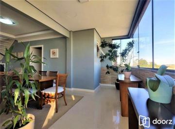 Apartamento · 282m² · 3 Quartos · 3 Vagas · Cobertura com elevador, 3 dormitórios, suíte e 3 vagas.