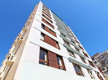 Apartamento · 105m² · 3 Quartos · 1 Vaga · Apartamento de três quartos, suíte e uma vaga de garagem no bairro Independência