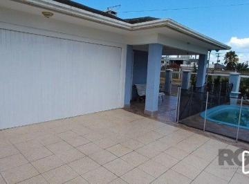 Casa · 162m² · 4 Quartos · 4 Vagas · Ótima casa com 4 dormitórios na Praia de Atlântida Sul (Osório-RS)