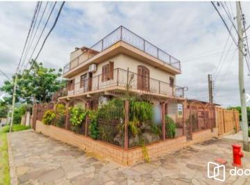 Casa · 200m² · 3 Quartos · 2 Vagas · Sobrado de 3 Andares - Vila Nova
