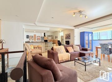 Apartamento · 177m² · 3 Quartos · 1 Vaga · Cobertura Semimobiliada com 177 metros privativos.