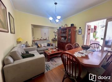 Apartamento · 81m² · 3 Quartos · Apartamento 3 dormitórios com 80m2 no bairro Floresta.