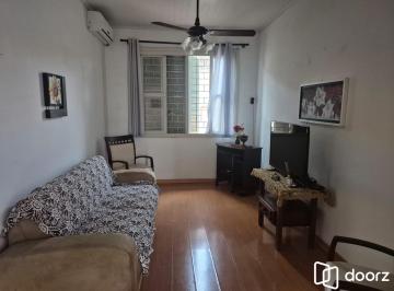 Casa · 94m² · 2 Quartos · 4 Vagas · Casa 2 quartos, com anexo - Bairro Tristeza