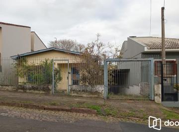Casa · 100m² · 3 Quartos · 2 Vagas · Casa no bairro Nonoai de 3 dormitórios e pátio